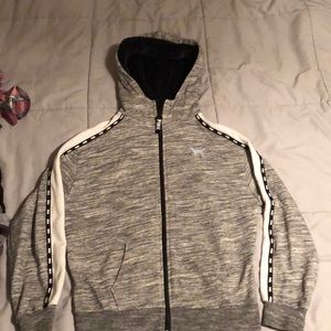 Full zip hoodie gently used